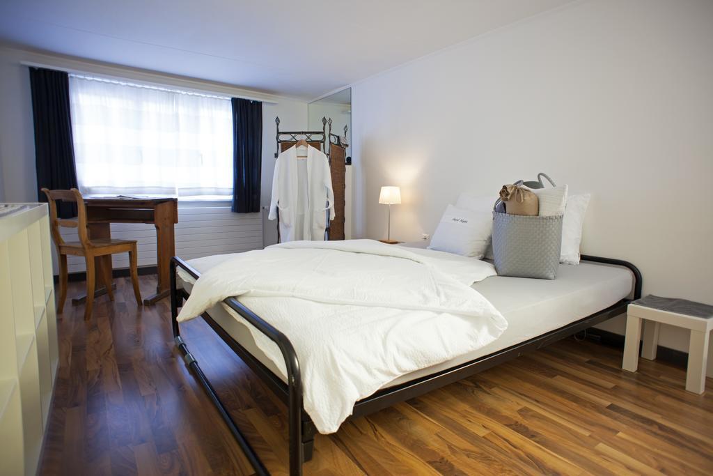 B&B Haus Zur Krone Oberriet 객실 사진
